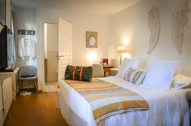 Tek Büyük Yataklı Oda, Banyolu/Duşlu (Chambre « Ange »)