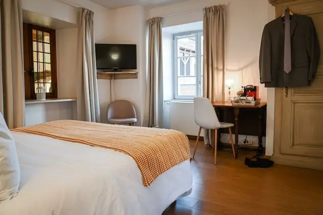 Üç Kişilik Oda, Banyolu/Duşlu (Chambre « Flocon »)