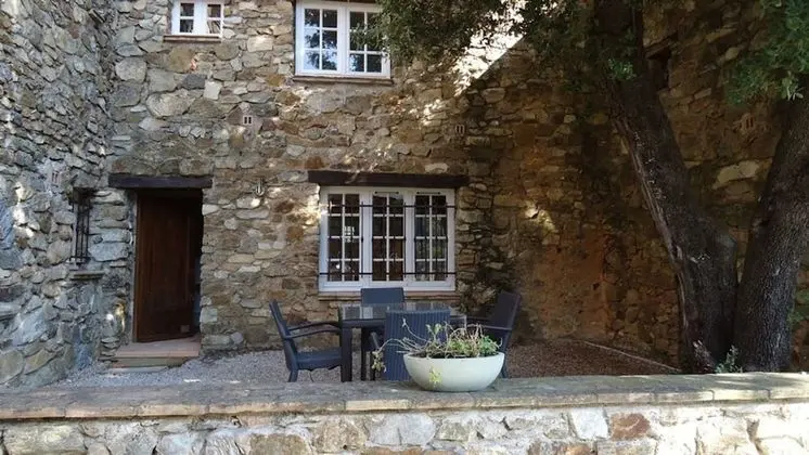 Stüdyo, Teras (Gassine Nr8)