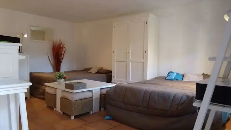 Stüdyo, Teras (Gassine Nr8)