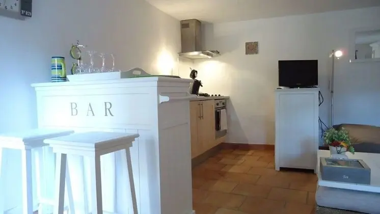 Stüdyo, Teras (Gassine Nr8)