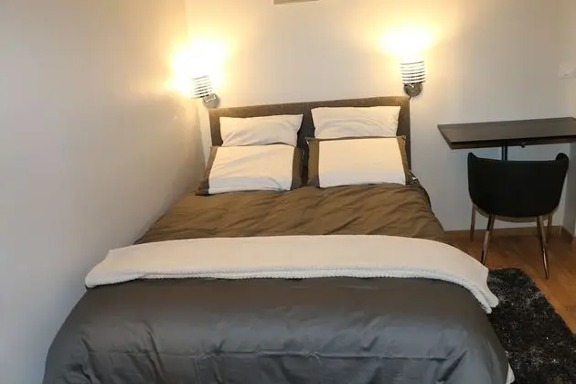 Tek Büyük Yataklı Oda (Beige)