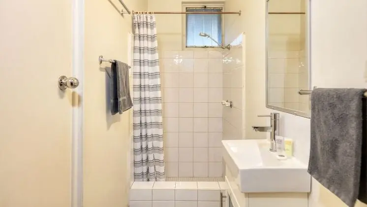 Standard Oda, Sigara İçilmez, Balkon (2 Bedroom Courtyard Unit)