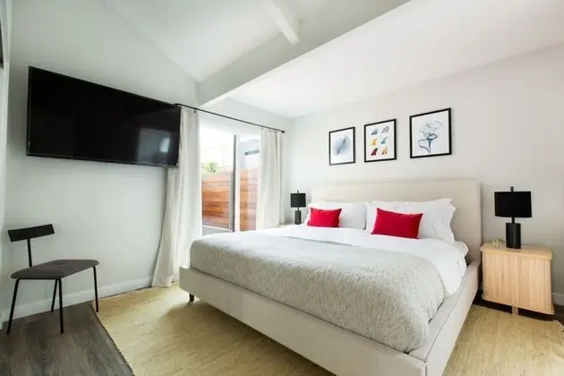 Ev (6 Bedrooms)