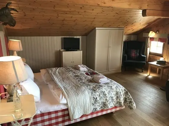 Comfort Tek Büyük Yataklı Oda