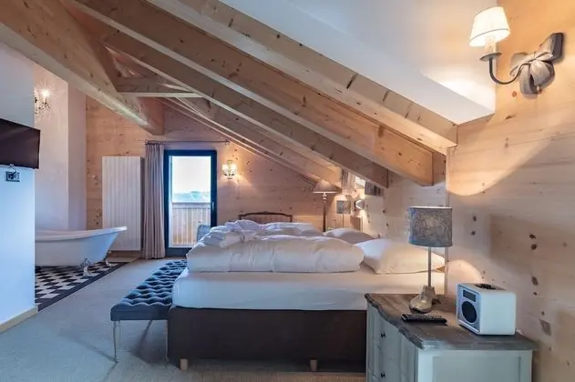 Junior Süit, Dağ Manzaralı