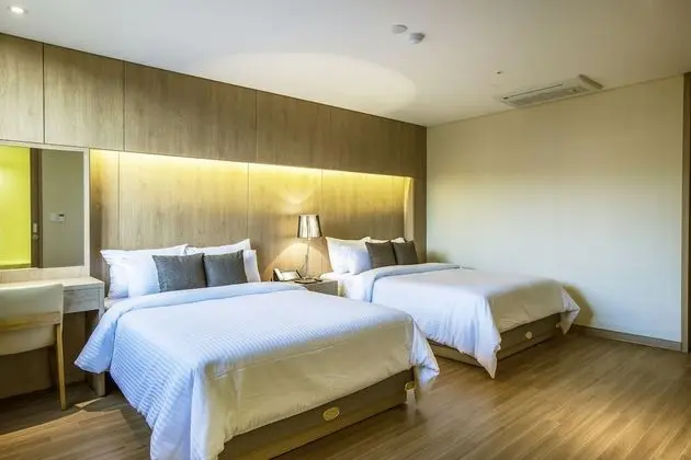 Süit (Free stay - 1 Child under 6years old )