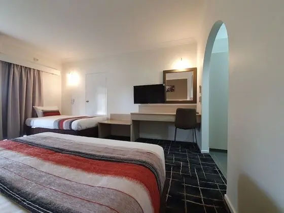 Deluxe İki Ayrı Yataklı Oda, Küçük Mutfak (1 queen and 1 single bed)
