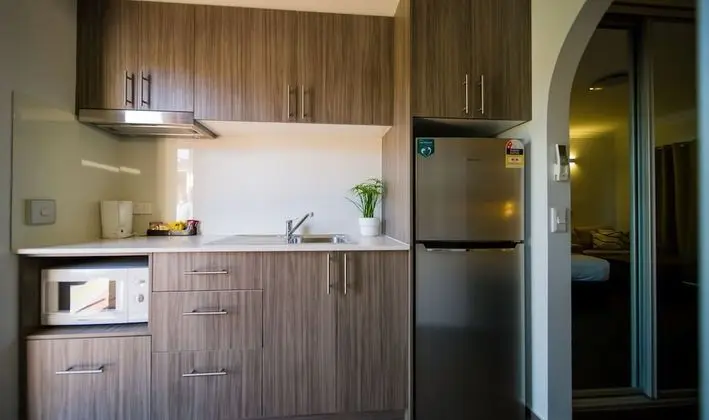 Deluxe İki Ayrı Yataklı Oda, Küçük Mutfak (1 queen and 1 single bed)