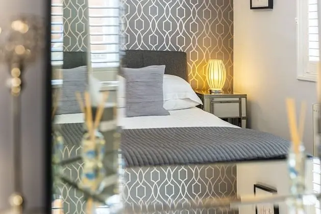 Tek Büyük Yataklı Oda, Banyolu/Duşlu (Lady H)