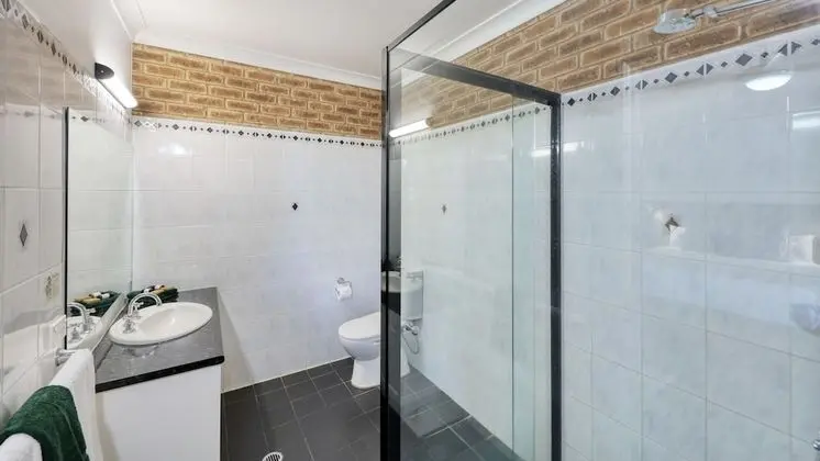 Executive Oda, Sigara İçilmez (Bath)