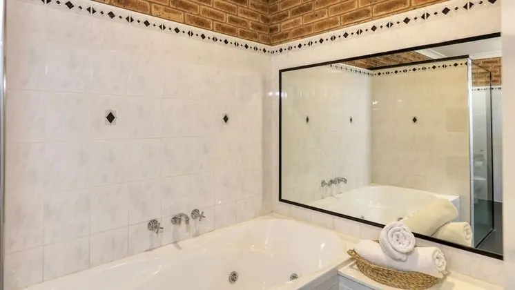 Executive Oda, Sigara İçilmez (Bath)