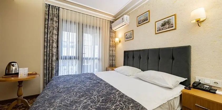 Tek Kişilik Standard Şehir Manzaralı Oda