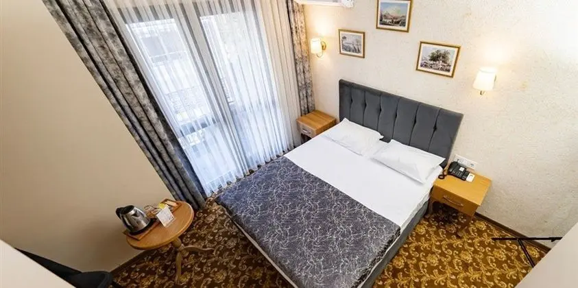 Tek Kişilik Standard Şehir Manzaralı Oda