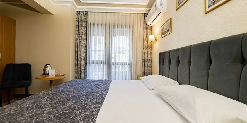 Tek Kişilik Standard Şehir Manzaralı Oda