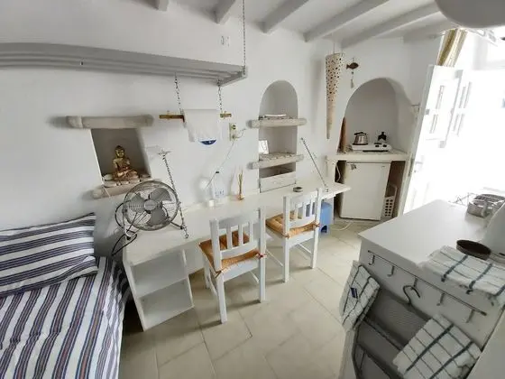 Oda, 1 Çift Kişilik Yatak ve Çekyat (Hammamet 1)