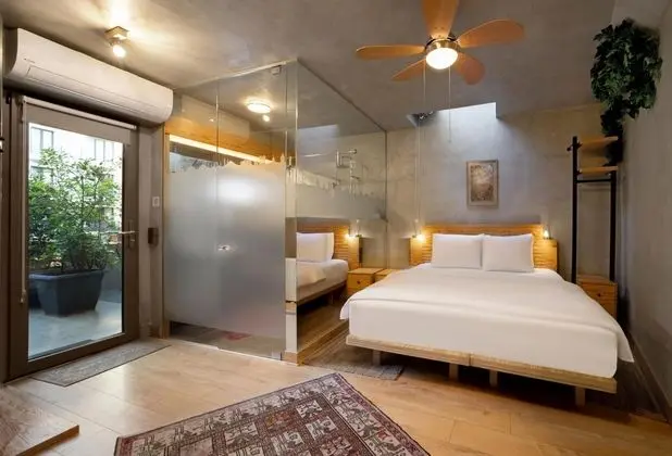 Standart Oda - Ek Bina, Şehir Manzaralı