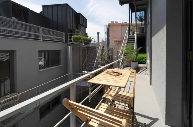 Superior Studio, Şehir Manzaralı