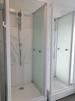 Basic Tek Büyük Yataklı Oda