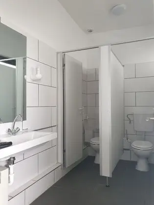Basic Tek Büyük Yataklı Oda