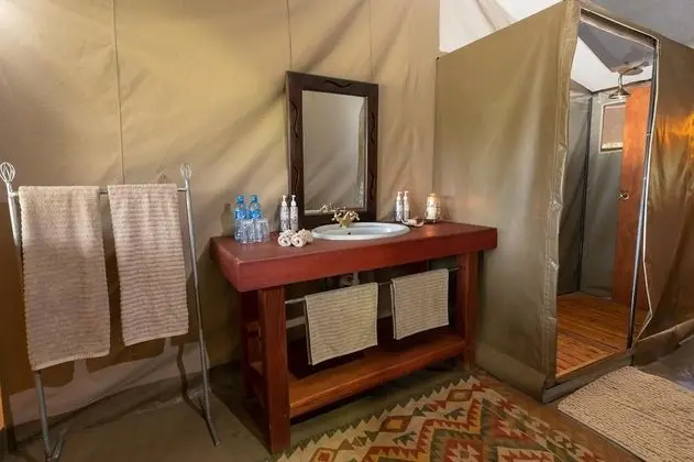Deluxe Tek Büyük Yataklı Oda, Nehir Manzaralı