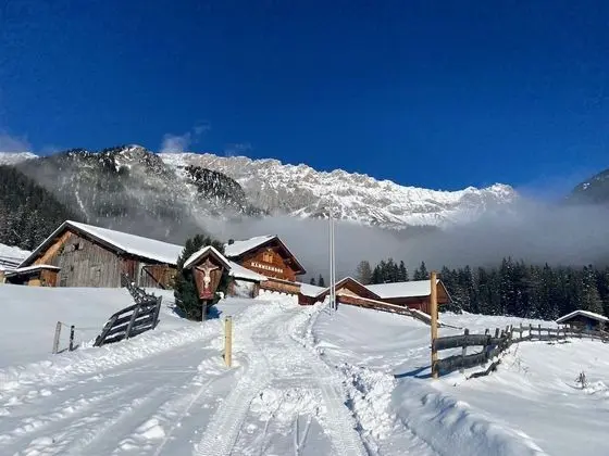 Family Dört Kişilik Oda