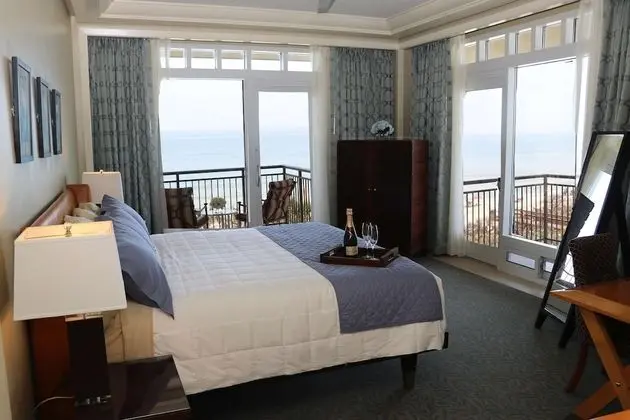 Premium Oda, Okyanusa Sıfır (Lodge)