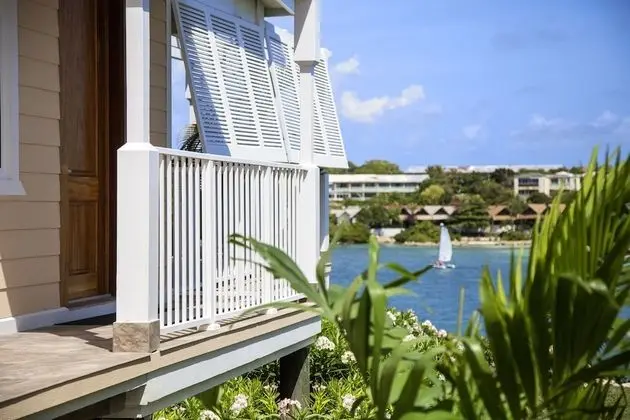 Luxury Villa, 1 En Büyük (King) Boy Yatak, Okyanus Manzaralı (Waterfront Villa)