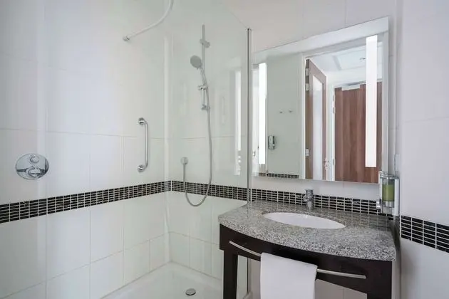 Oda, 1 Büyük (Queen) Boy Yatak ve Çekyat, Sigara İçilmez