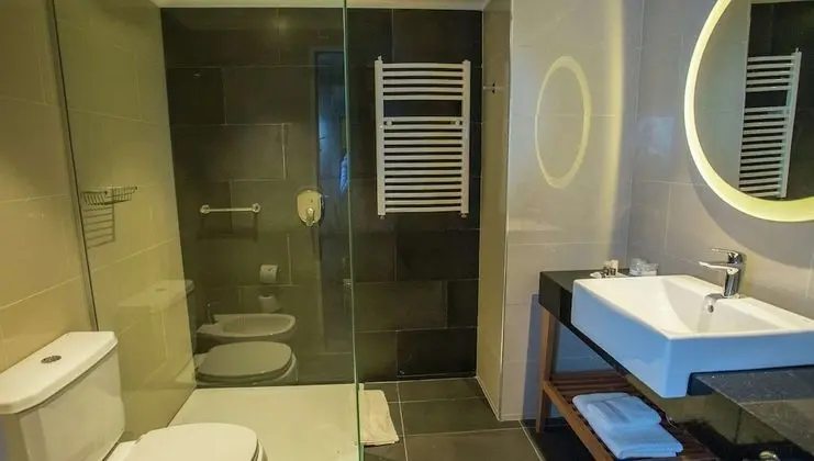 Oda, 1 En Büyük (King) Boy Yatak, Şehir Manzaralı