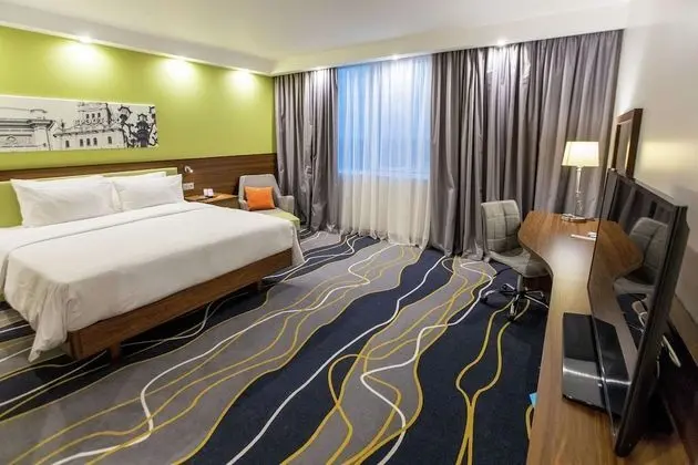 King, Family Oda, 1 En Büyük (King) Boy Yatak, Sigara İçilmez