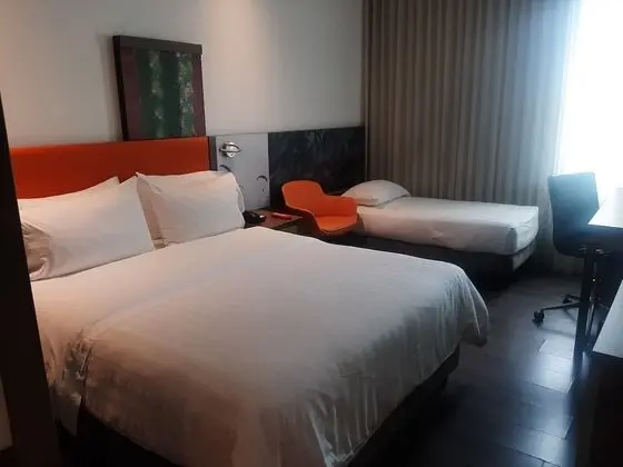 Oda, Birden Çok Yatak, Sigara İçilmez