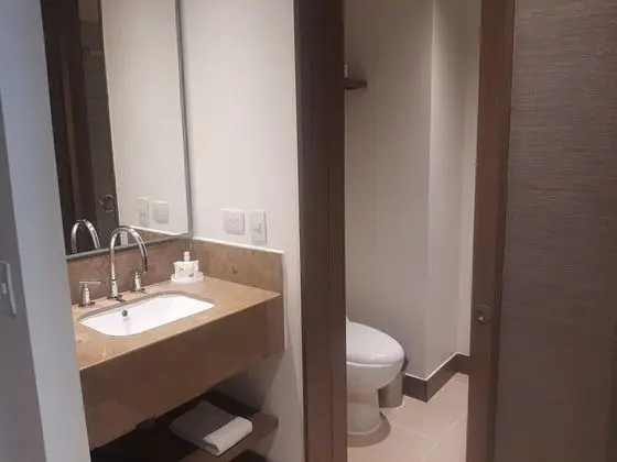 Oda, Birden Çok Yatak, Sigara İçilmez