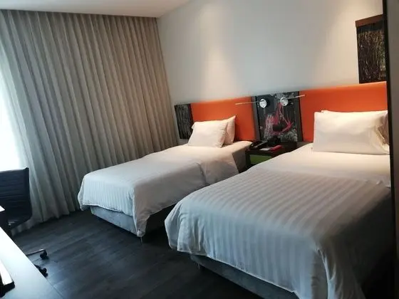 Oda, 2 Tek Kişilik Yatak