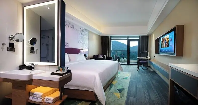 Deluxe Tek Büyük Yataklı Oda, Sigara İçilmez, Göl Manzaralı