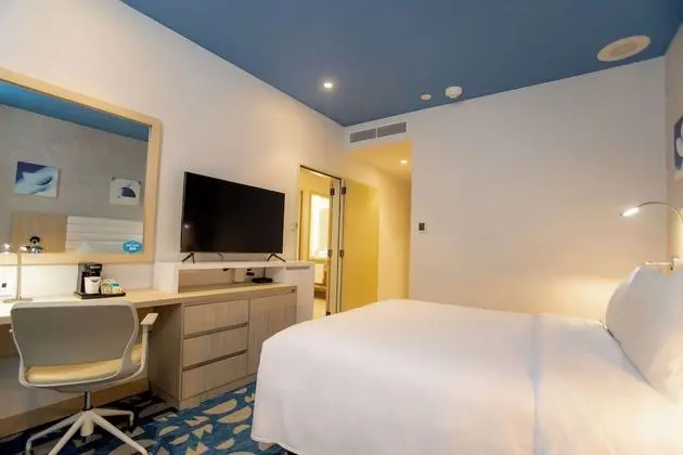 Oda, 1 Büyük (Queen) Boy Yatak, Sigara İçilmez, Buzdolabı