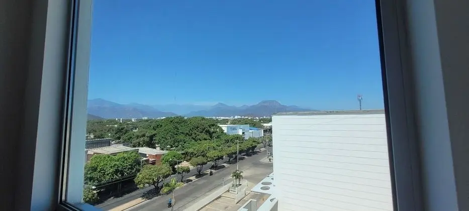 Oda, 1 Büyük (Queen) Boy Yatak, Sigara İçilmez, Buzdolabı