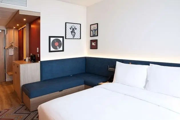 Oda, 1 En Büyük (King) Boy Yatak, Şehir Manzaralı
