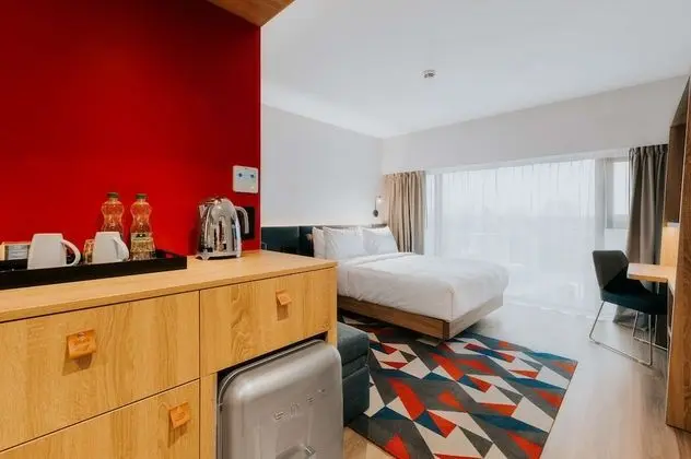 Standard Tek Büyük veya İki Ayrı Yataklı Oda, 1 En Büyük (King) Boy Yatak