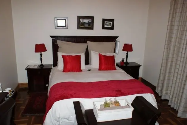 Iona Standard Room