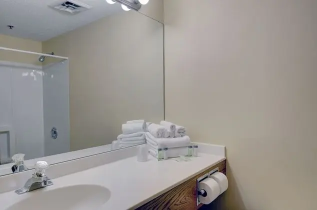 Basic Tek Büyük Yataklı Oda, 2 Çift Kişilik Yatak, Sigara İçilmez, Kısmi Deniz Manzarası