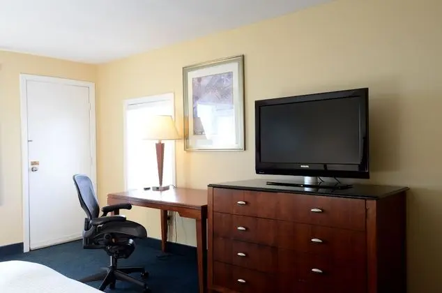 Standard Oda, 1 En Büyük (King) Boy Yatak, Sigara İçilmez, Kısmi Deniz Manzarası