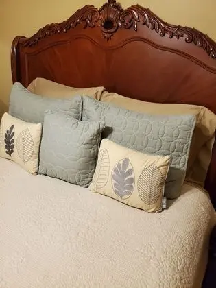 Deluxe Tek Büyük Yataklı Oda, 2 Yatak Odası, Buzdolabı ve Mikrodalga