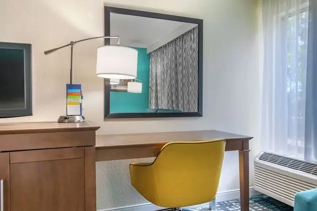 Oda, 1 En Büyük (King) Boy Yatak, Engellilere Uygun