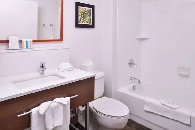 İki adet Çift Kişilik Yataklı