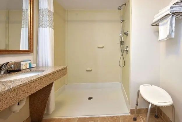 Oda, Engellilere Uygun, Sigara İçilmez