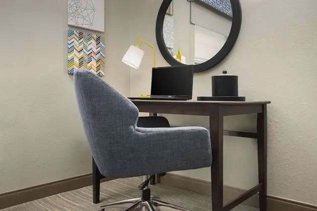 Oda, 1 En Büyük (King) Boy Yatak, Engellilere Uygun