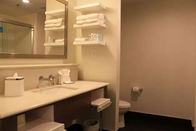 King, Standard Oda, 1 En Büyük (King) Boy Yatak