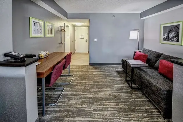 Standard Oda, 1 En Büyük (King) Boy Yatak ve Çekyat