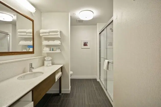 Oda, 1 En Büyük (King) Boy Yatak ve Çekyat, Sigara İçilmez, Buzdolabı ve Mikrodalga